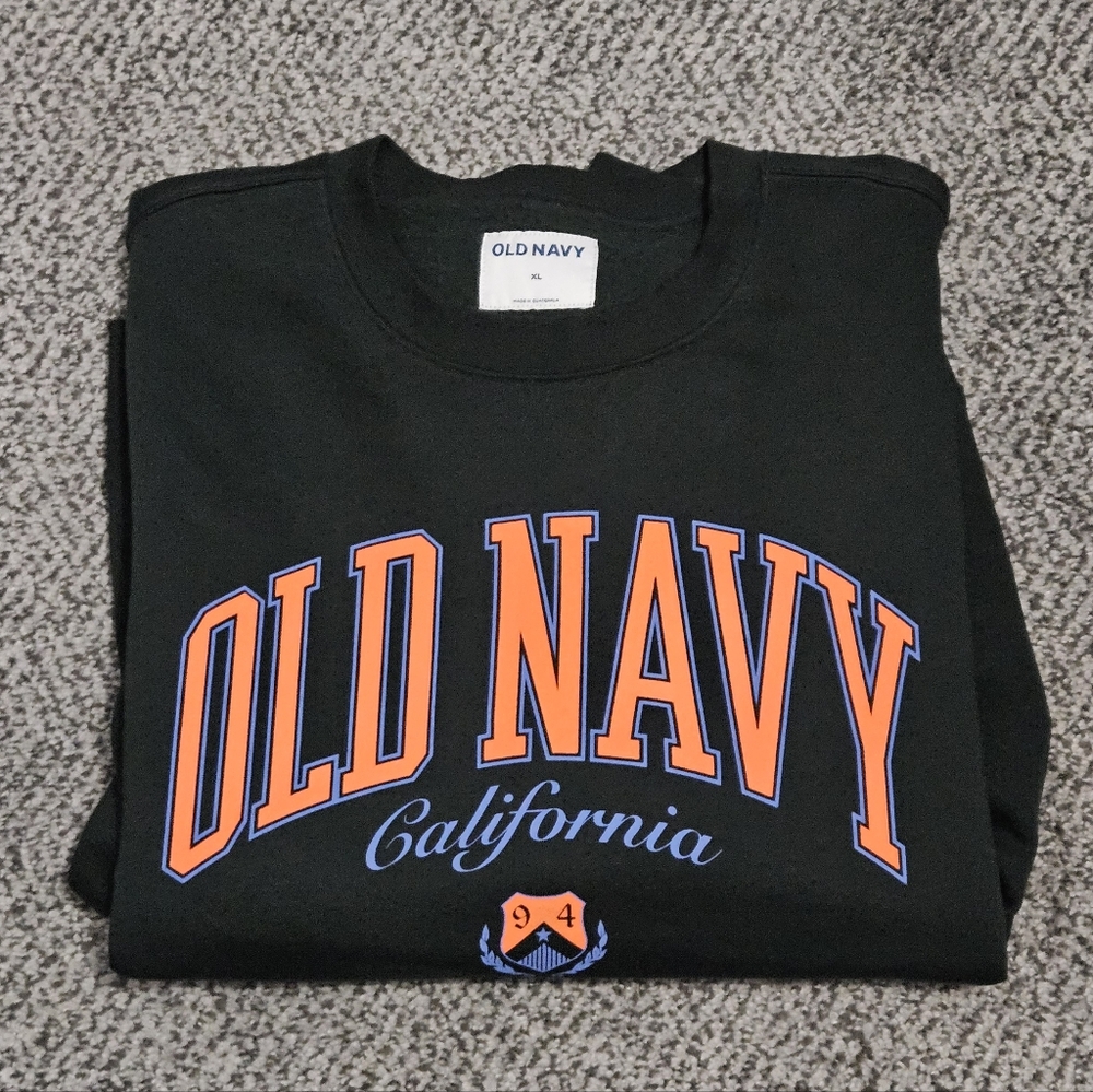 Mens Old Navy Crewneck Sweatshirt - Size XL